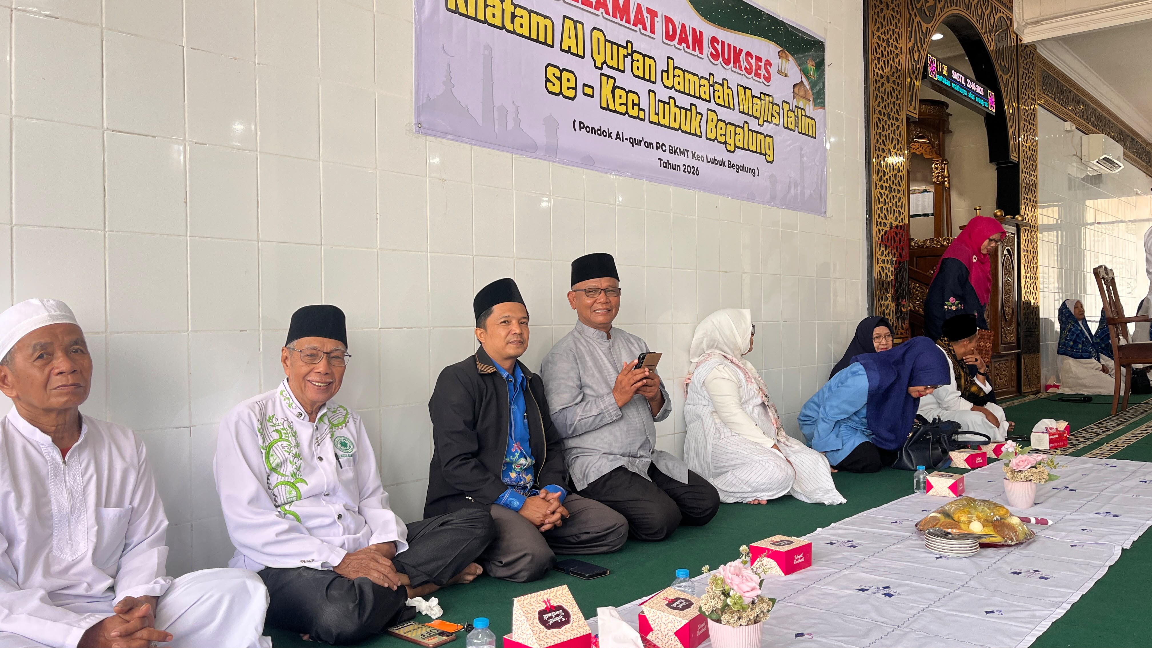 Dr. H. Yasril Apresiasi Khatam Al-Qur’an BKMT Se Kec. Lubuk Begalung Ke-2