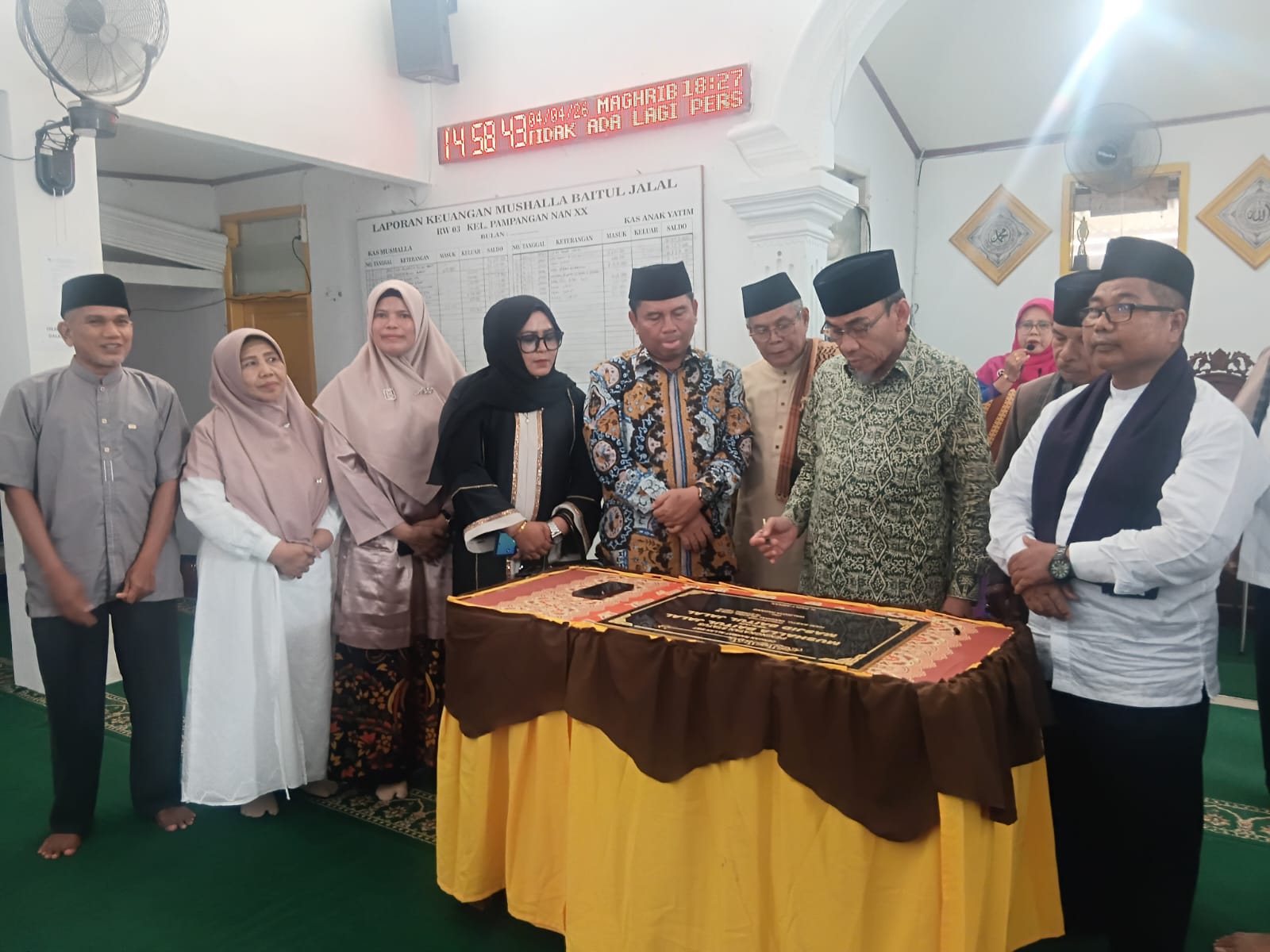 How to Make Friends as a Grown-Up