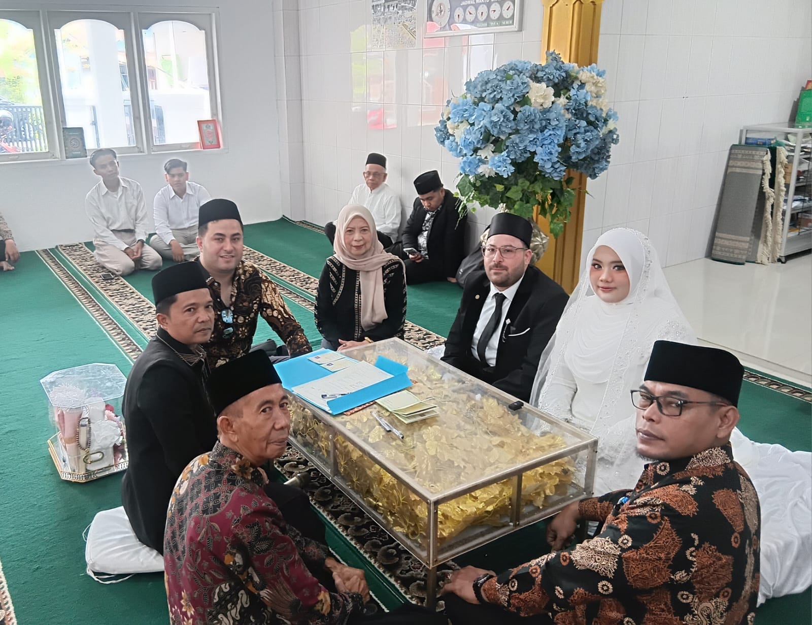 How to Make Friends as a Grown-Up