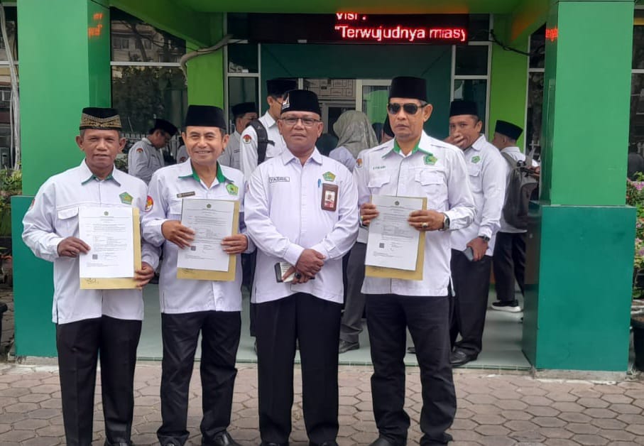 Selamat! 6 Penghulu di Kota Padang Resmi Naik Pangkat