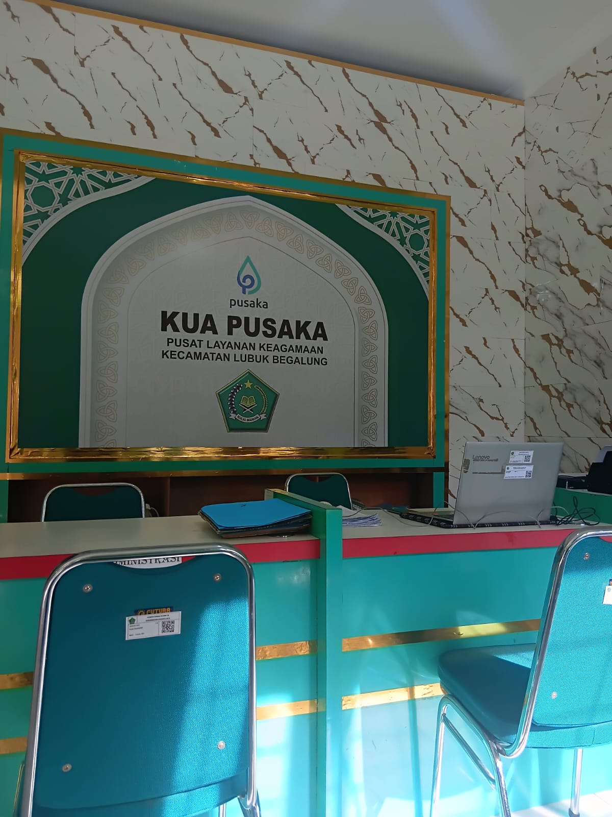 How to Make Friends as a Grown-Up