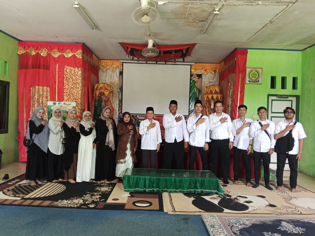 Persiapkan Ketahanan Keluarga, 7 Pasang Catin Ikuti Bimbingan Perkawinan di KUA Nanggalo
